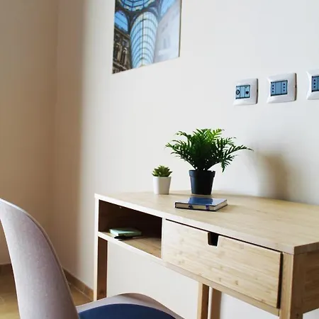 Casetta Con Vista Neapol